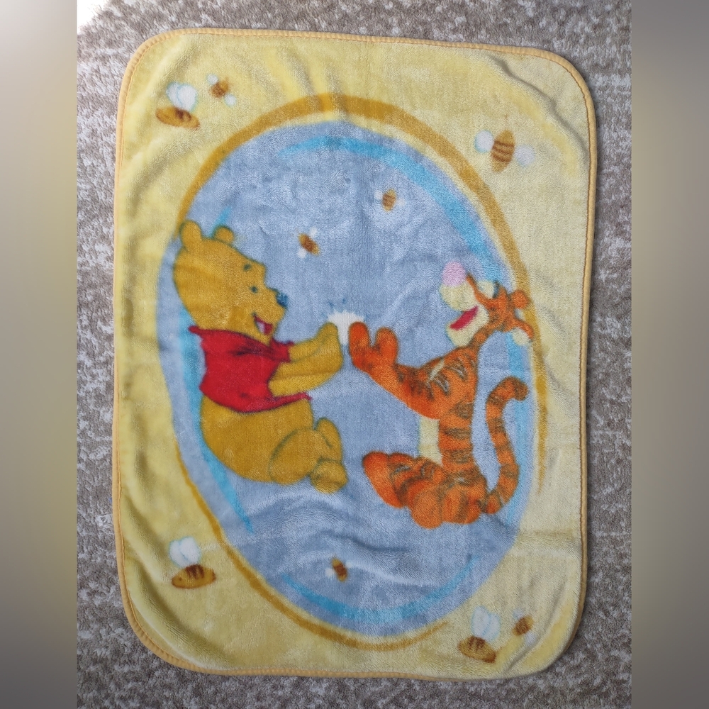 Vintage Disney Classic Pooh Plush Luxe Fleece Baby Blanket Winnie Tigger Rare